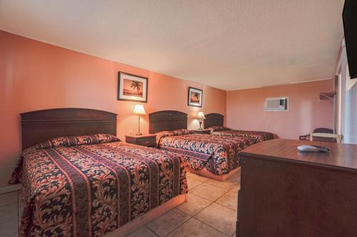 Corpus Christi Hotel | Pet-Friendly Monterrey Motel on Padre Island, Corpus Christi
