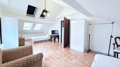 Itzehoe Apartment | Family-Friendly Haus with Private Parking and Spacious Grounds