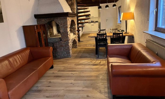 Frankisch-Crumbach Apartment | Pet-Friendly Getaway at Monteurzimmer Reuhl - Rodenstein