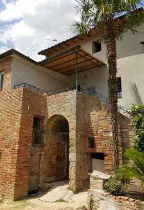 Chiusi House | Montevenere 83: Highly Rated Stay with Family-Friendly Perks