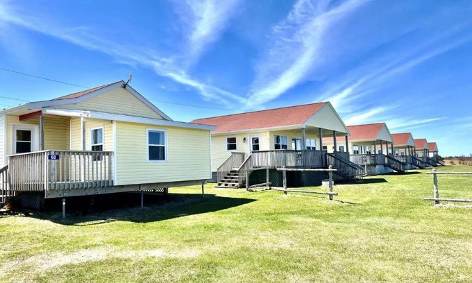 Cavendish House | Oceanfront Montgomery Cavendish Cottages - Rated 9.3/10