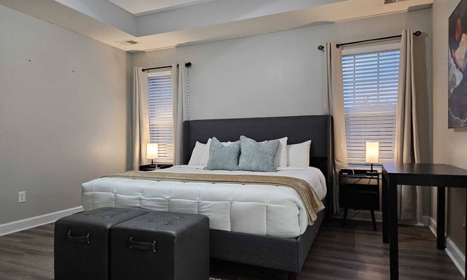 Southaven House | MONTHLY STAYS-Enjoyable & Charming 4-Bedroom Home in Southaven