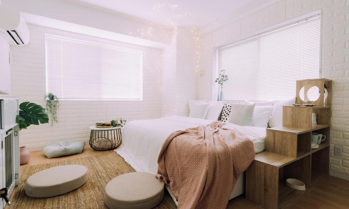 Higashinari Apartment | Trendy Moof Osaka Apt with Hot Tub & Pet-Friendly Options