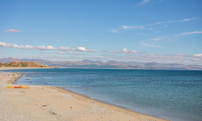 Chwilog Cottage | Moondunes - Pwllheli