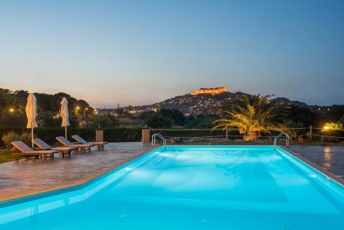 Mithimna Apartment | Discover Moongarden Resort: Pet-Friendly Oceanfront Escape