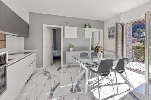 Cannobio Apartment | Discover Moonlight: Family-Friendly Escape with Pool Access