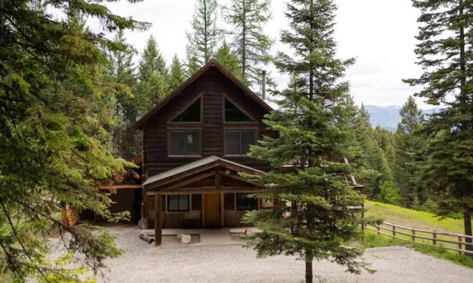 Whitefish Cabin | Idyllic Moonlight Ridge Cabin with Pool & Ocean View