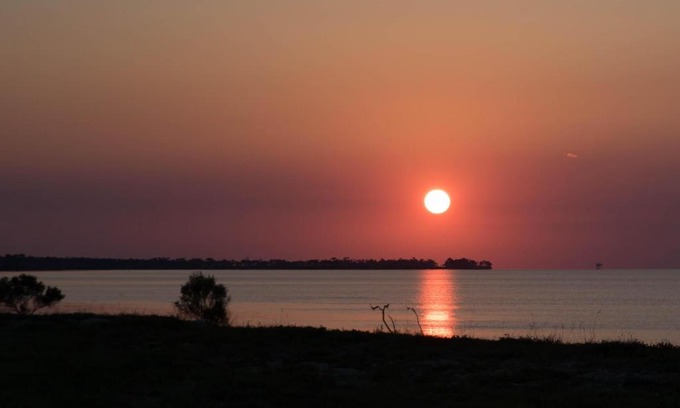 Gulf Shores Apartment | Budget-Friendly Moonraker Condos: Child Friendly Retreat