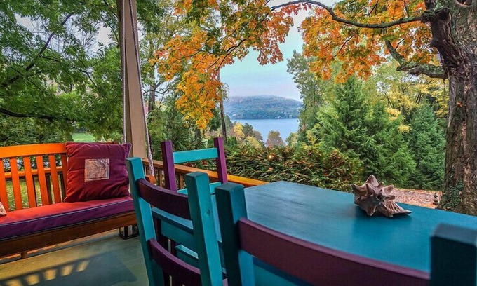 Hammondsport Bed & Breakfast | Moonshadow Bed and Breakfast: Guest Rated 10/10 Getaway