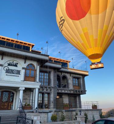 Uchisar Hotel | Explore Moonstone in Cappadocia: 10/10 Rated & Family-Friendly