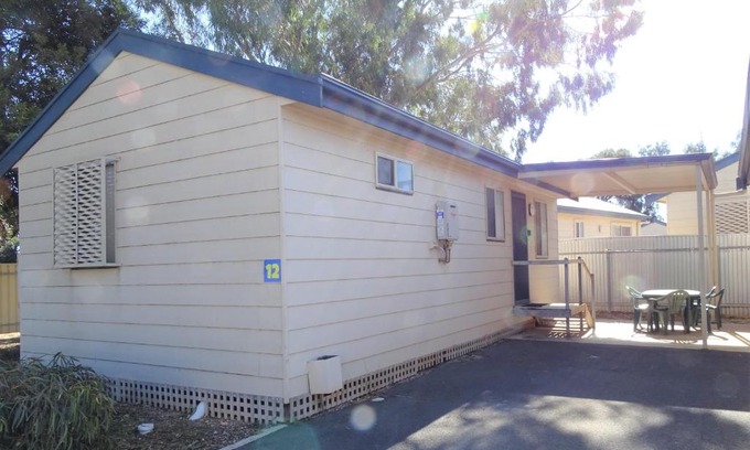 Moonta Bay House | Explore Moonta Bay Cabins: Family-Friendly Retreat Awaits