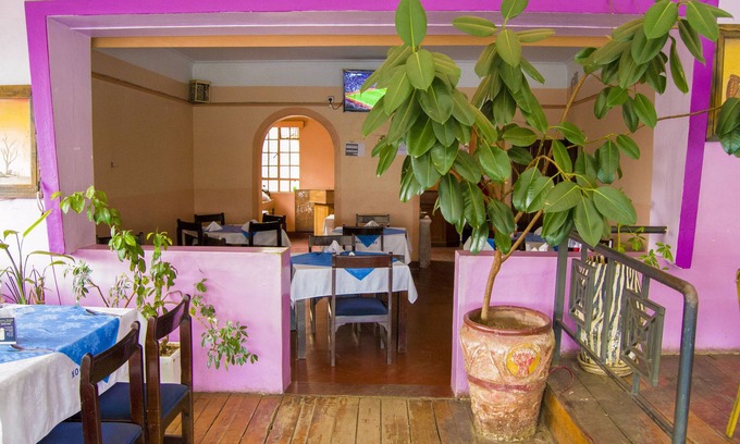 Ngara West Hotel | Budget-Friendly Mooreland Hotel Nairobi with Breakfast Included