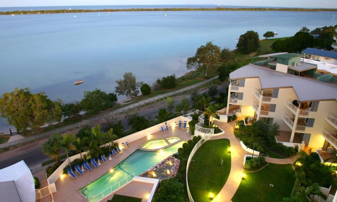 Golden Beach Resort | Relax at Moorings Beach Resort with Oceanfront Views