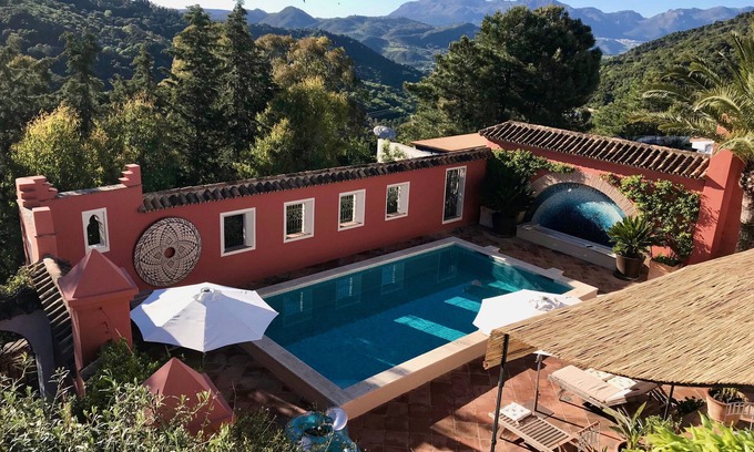 Gaucin House | Beautiful Moorish Retreat with Pool and Garden in Gaucín