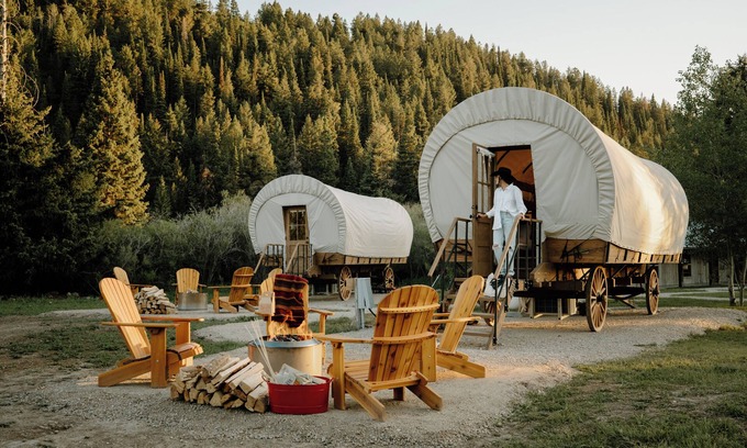 Victor Cabin | Discover Moose Creek Ranch: Pet-Friendly Retreat with Spa