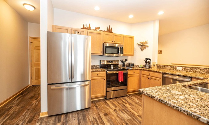 Tomahawk House | Lakefront Moose Lodge: Pet-Friendly Escape at Lake Nokomis