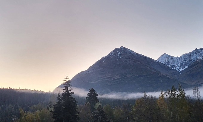 Moose Pass Cottage | MOOSE PASS OASIS; nA friendly community and must stop when visiting the Kenai.