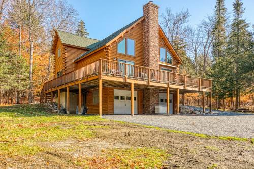 Beaver Cove House | Mooseleuk Lodge: Ocean View Retreat with Private Beach