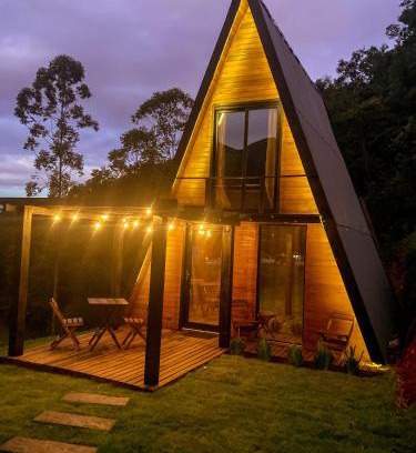 Praia Grande Ski Chalet | Discover Morada do Corujão - Pet-Friendly Getaway