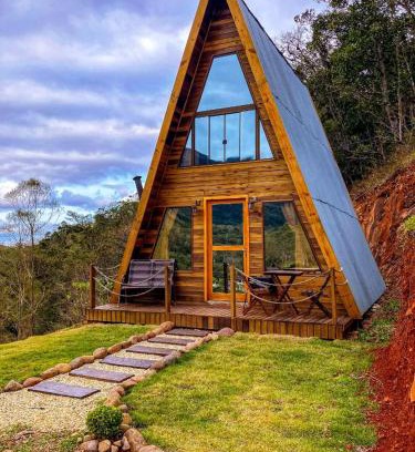 Praia Grande Ski Chalet | Discover Morada do Corujão - Guest Rated 9.9, Pet Friendly