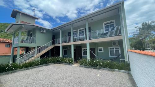 Guarda do Embau Apartment | Pet-Friendly Retreat at Moradas da Bibi - Rated 10/10