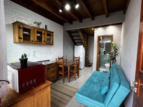 Carianos Apartment | Convenient Moradas Desterro Near Airport - Highly Rated Stay
