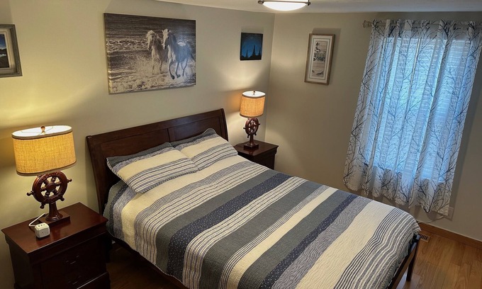 Ocean Bluff-Brant Rock Apartment | Relaxing Oceanfront Getaway with Pool and Spa Amenities