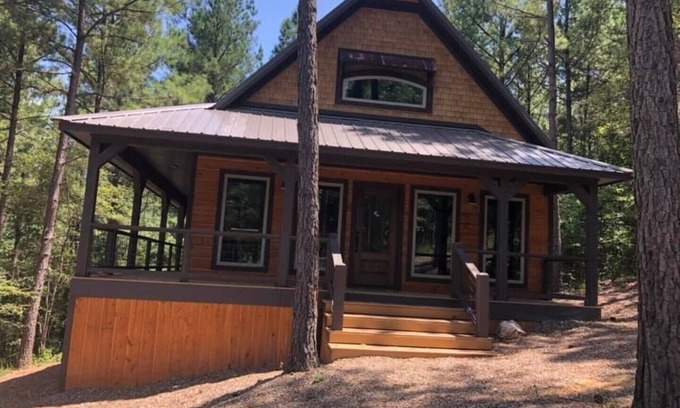 Broken Bow Cabin | Create Unforgettable Memories at Our Pet-Friendly Retreat!