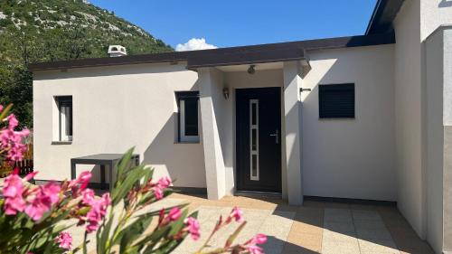 Vidovac Cesaricki House | MOREBIT - between sea and mountains