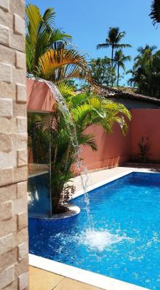 Historic Center House | Top-Rated Morena Jambo with Pool & Dining Options