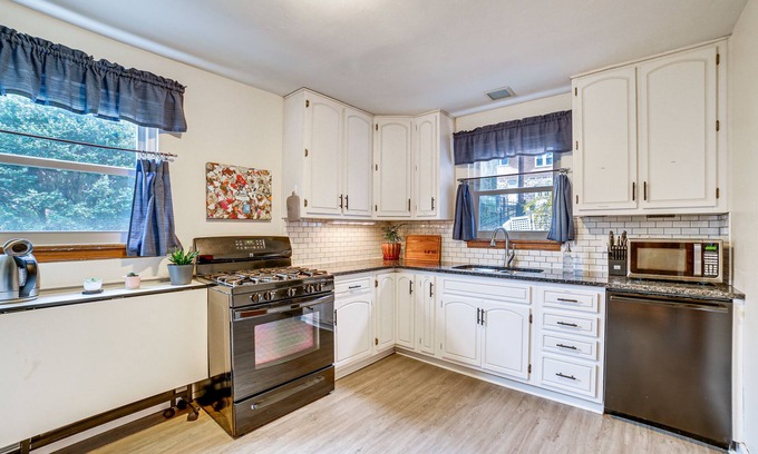 Morgantown House | Cozy Morgantown Home Near West Virginia University