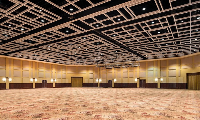 Morgantown Hotel | Top-Rated Morgantown Marriott with Pool and Dining Options