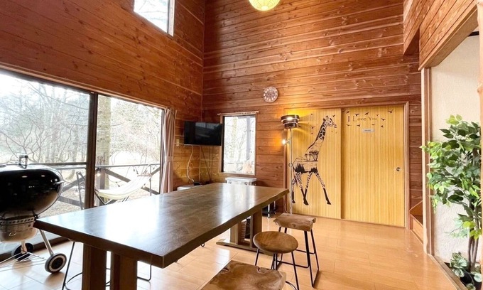 Yamanakako Cottage | Discover Morikashinkavilla: Family-Friendly Retreat in Yamanashi