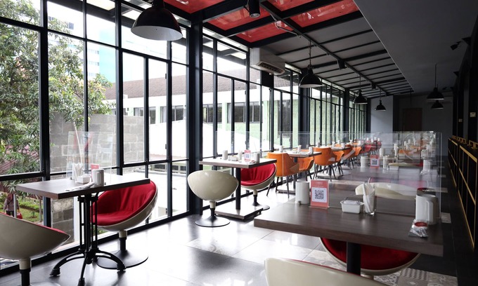 Palmerah Hotel | Discover Moritz Hotel Rsab Harapan Kita: Family-Friendly Retreat