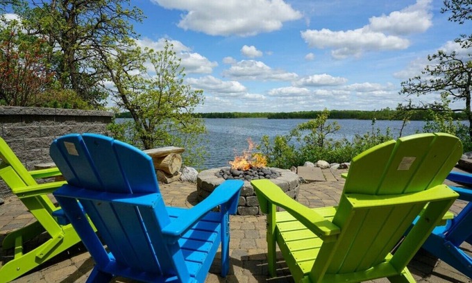 Bottineau Cabin | Experience Morning Sun Cabin by Lake Metigoshe – 10/10 Rating