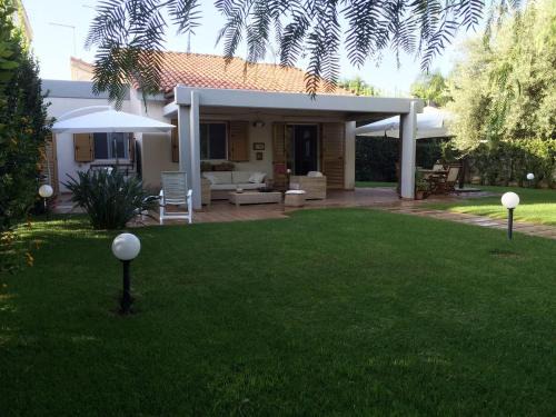 Ragusa Villa | Ideal Retreat at Moro House - Pool, Beach & Ocean Views