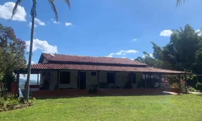 Pirenopolis House | Discover Morro do Pedro Farm: Pet-Friendly Retreat Awaits