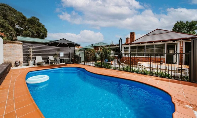 Central Mudgee House | Discover Mortimer Gardens in Mudgee's Scenic Heart