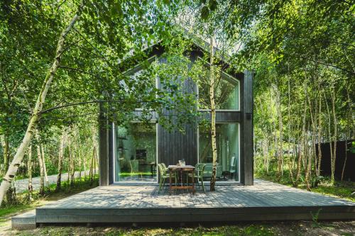 Goscino House | Family-Friendly Stay at Morzebrzozy with Breakfast Included