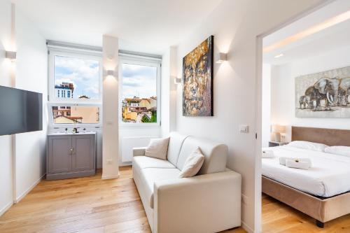 Porta Garibaldi Apartment | Elegant Moscova Luxury Home - 4-Star Stay with Family Amenities