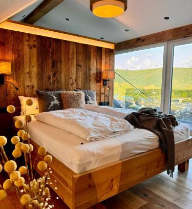 Mehring Apartment | Oceanfront Comfort at MoseLay Ferienwohnung - Rated 10/10