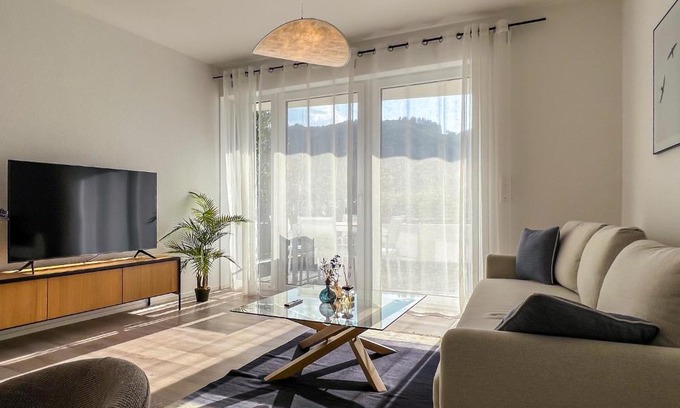 Cochem Apartment | Stay at Moselblick III: Family-Friendly near Reichsburg