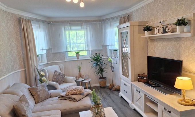 Kurrenberg Apartment | Relax at Moselburgblick: Vacation Apartment with Pool & Terrace