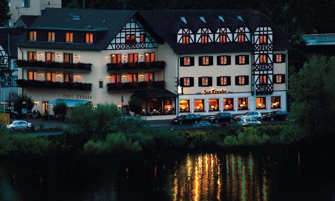 Loef Hotel | Discover Moselhotel & Restaurant Zur Traube: Wheelchair Access