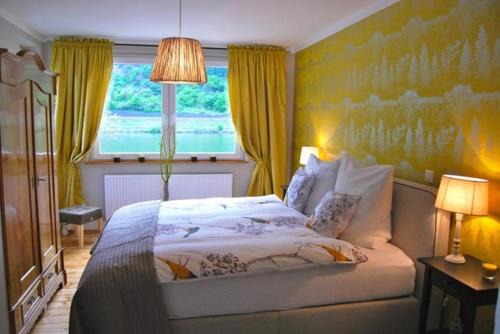 Alken Apartment | Relax at Moselschön 2.0 with a Relaxing Hot Tub Experience