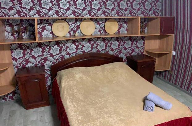 Kharkiv Apartment | Family-Friendly Stay at Moskovs'kyi Avenue 80/82