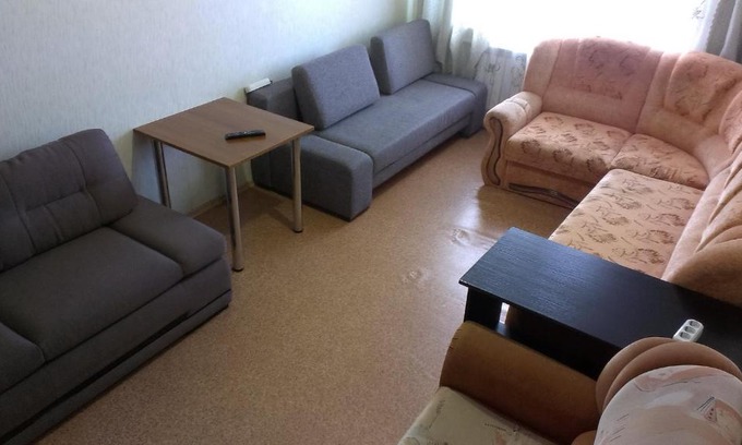 Yaroslavl Apartment | Family-Friendly Stay at Moskovsky Prospect Home - Rated 9/10