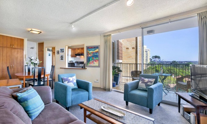 Mosman Apartment | Peaceful Retreat at MOS72 with Breakfast & Family Amenities