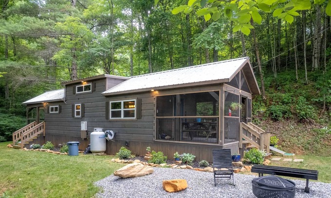 Tuckasegee House | Idyllic Mossy Falls Tiny Home with Waterfalls and Fire Pit
