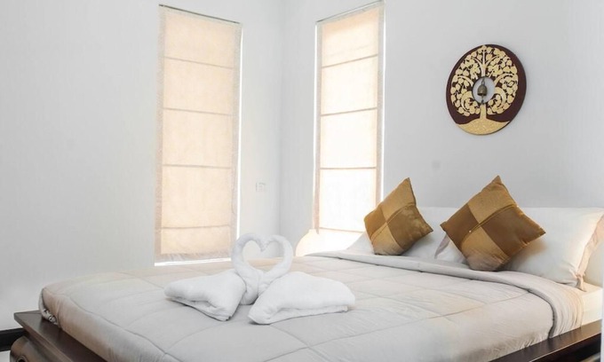 South Pattaya Villa | Beautiful Penthouse with Breakfast & 10/10 Guest Reviews!